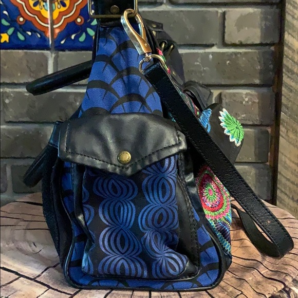 Bag - Picture 2 of 6